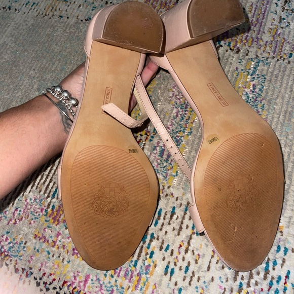 Blush Vince Camuto Block Heels Sandals. Size 10 - Picture 5 of 6